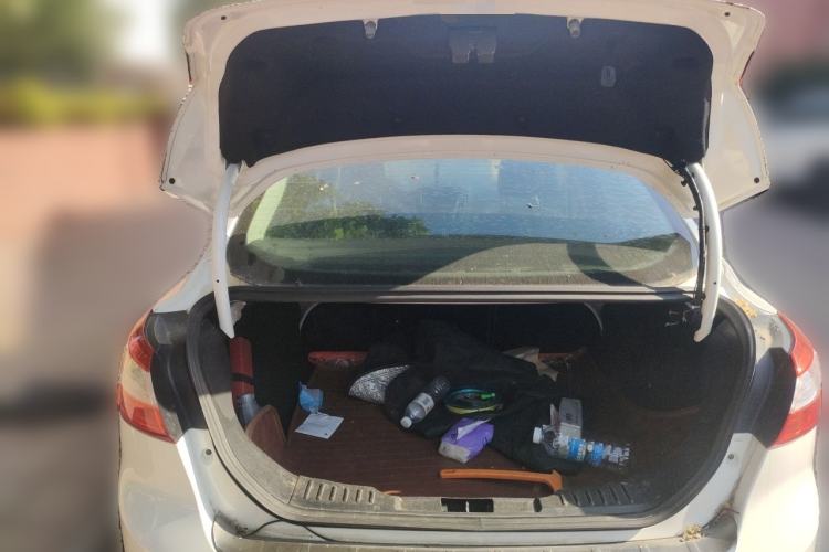Used Ford Focus 2012 Sedan 1.6L Automatic Fashion Edition Trunk