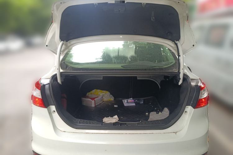 Used Ford Focus 2012 Sedan 1.6L Automatic Comfort Model Trunk
