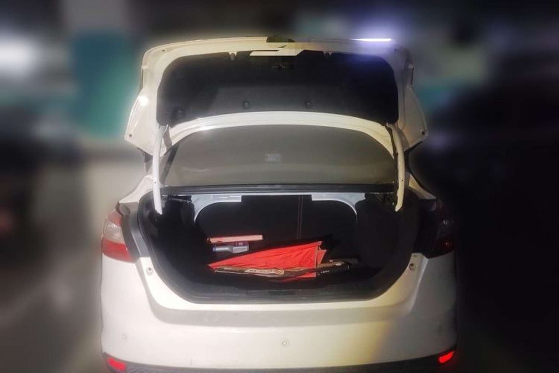Used Ford Focus 2012 Sedan 1.6L Automatic Fashion Edition Trunk