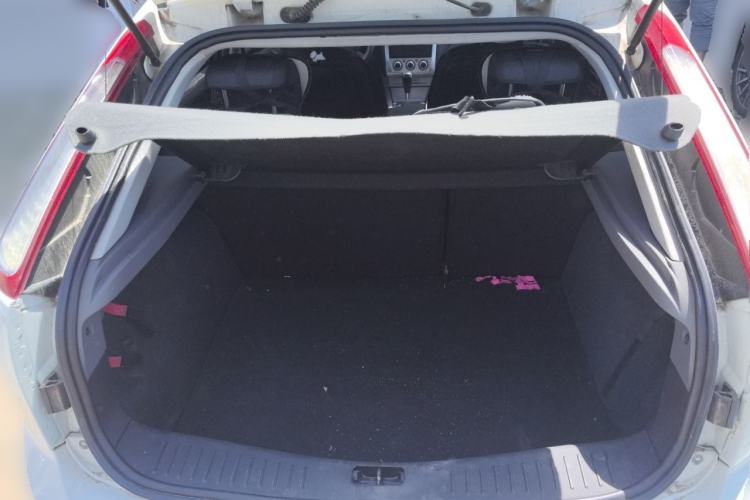 Used Ford Focus 2012 Hatchback Classic 1.8L Automatic Base Model Trunk