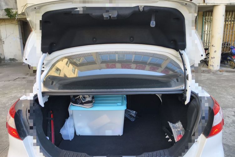 Used Ford Focus 2012 Sedan 1.6L Automatic Fashion Edition Trunk
