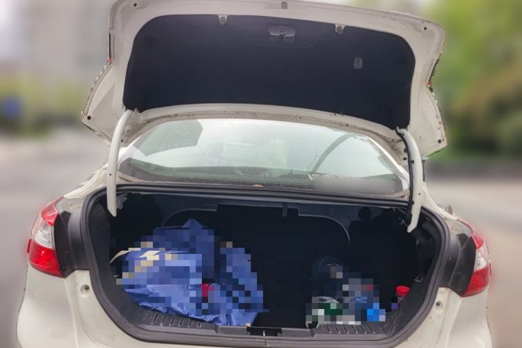 Used Ford Focus 2012 Sedan 1.6L Automatic Fashion Edition Trunk