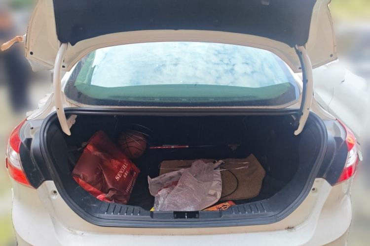 Used Ford Focus 2012 Sedan 1.6L Automatic Fashion Edition Trunk
