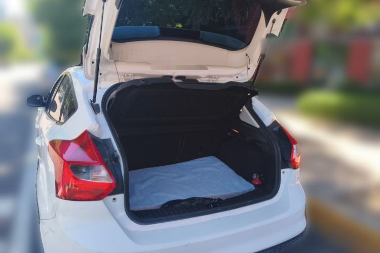 Used Ford Focus 2012 Hatchback 1.6L Automatic Comfort Model Trunk
