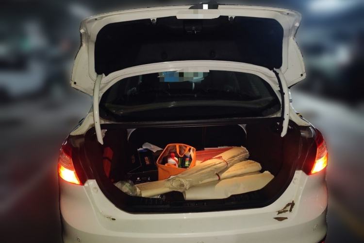 Used Ford Focus 2012 Sedan 1.6L Automatic Fashion Edition Trunk