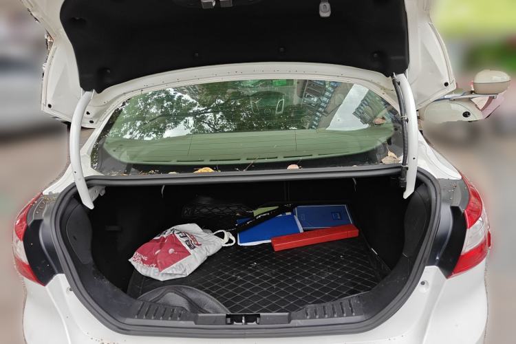 Used Ford Focus 2012 Sedan 1.6L Automatic Comfort Model Trunk
