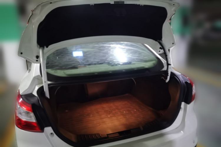 Used Ford Focus 2012 Sedan 1.6L Automatic Comfort Model Trunk