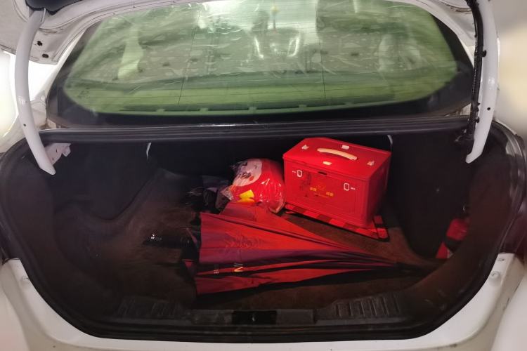 Used Ford Focus 2012 Sedan 1.6L Manual Comfort Model Trunk