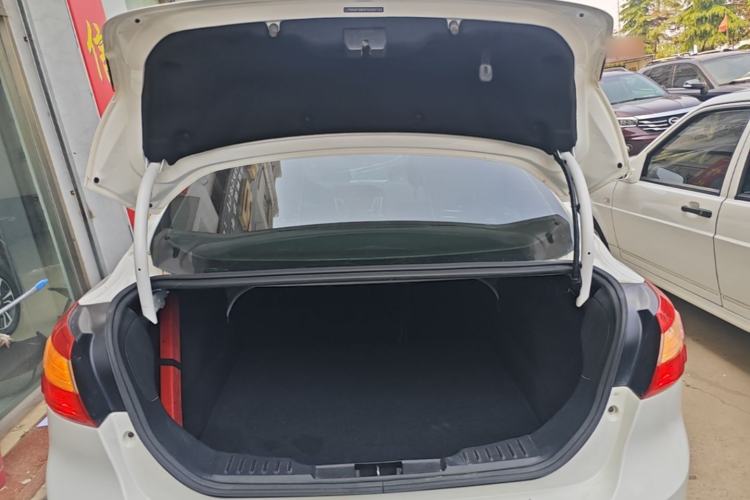 Used Ford Focus 2012 Sedan 1.6L Automatic Comfort Model Trunk