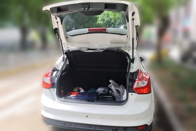 Used Ford Focus 2012 Hatchback 1.6L Automatic Comfort Model Trunk