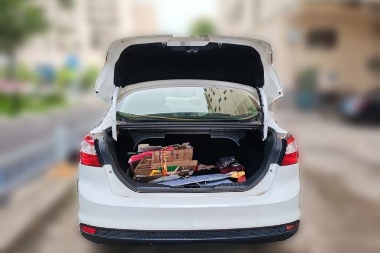 Used Ford Focus 2012 Sedan 1.6L Automatic Comfort Model Trunk