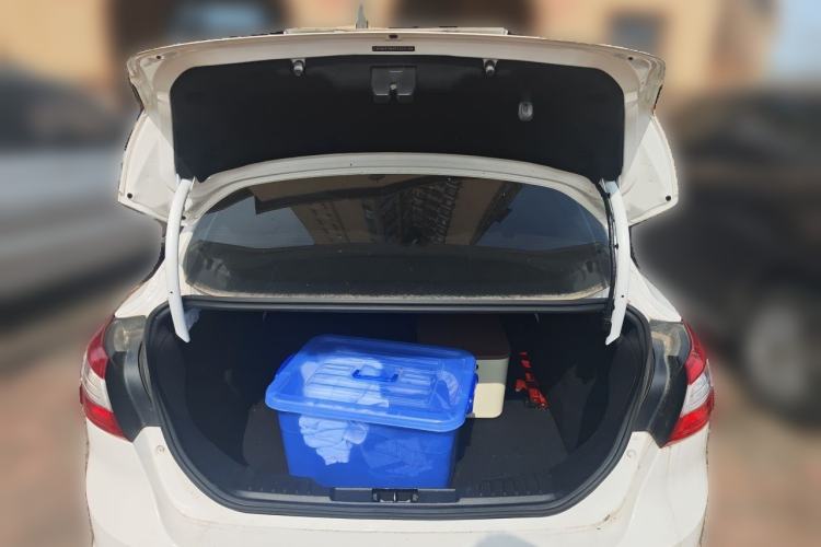 Used Ford Focus 2012 Sedan 1.6L Automatic Comfort Model Trunk