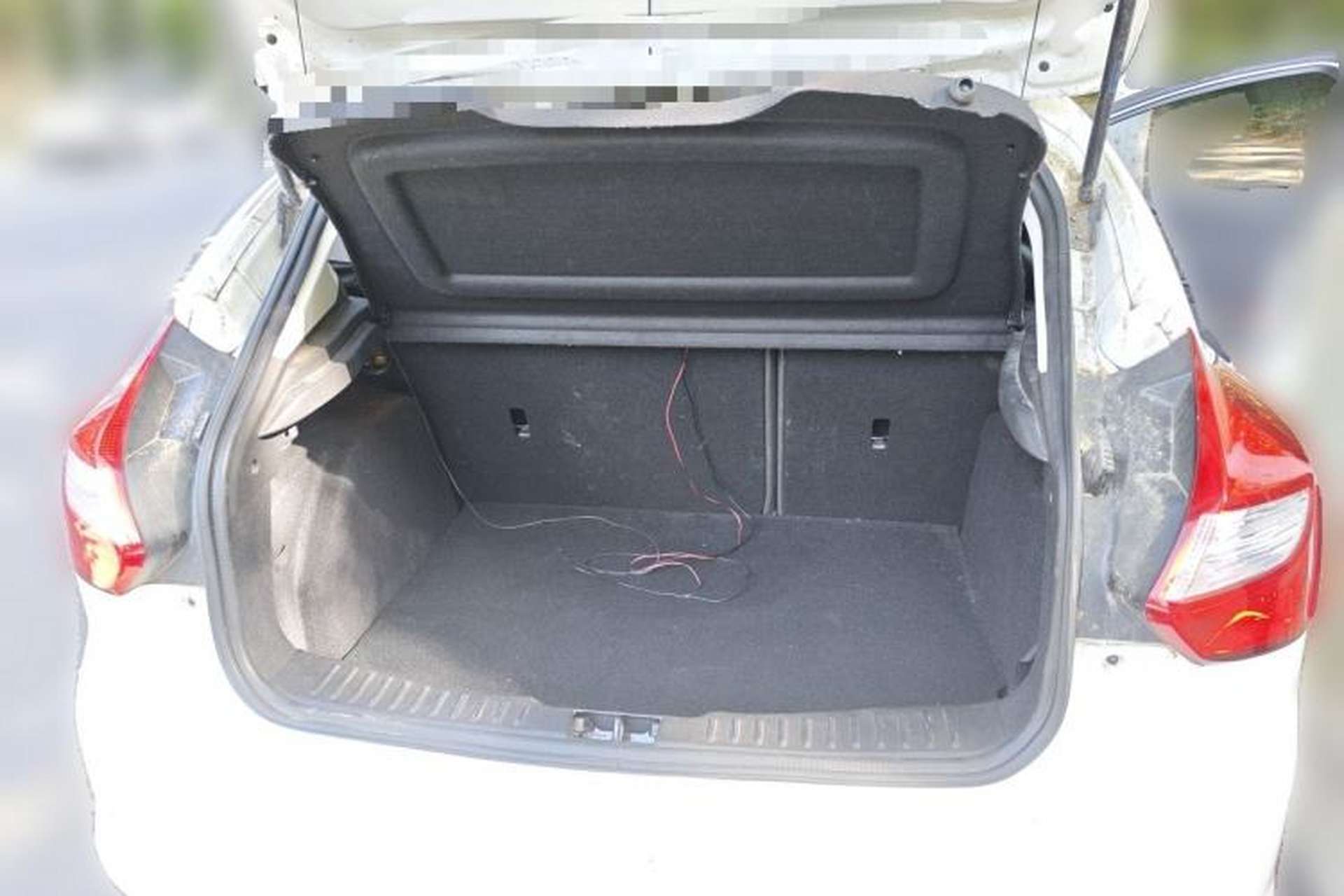 Used Ford Focus 2012 Hatchback 1.6L Manual Fashion Edition Trunk