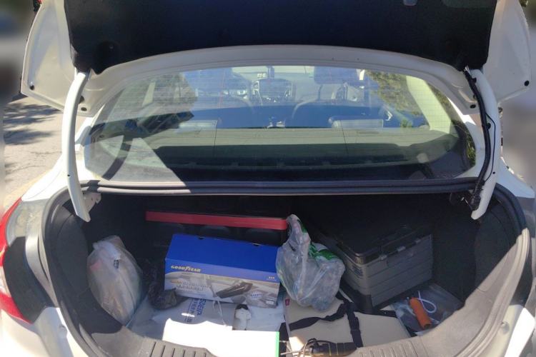 Used Ford Focus 2012 Sedan 1.6L Manual Fashion Edition Trunk
