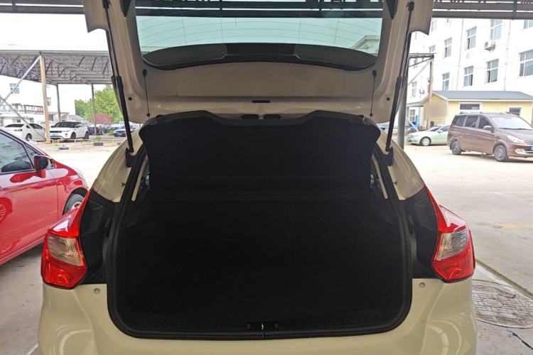 Used Ford Focus 2012 Hatchback 1.6L Automatic Comfort Model Trunk