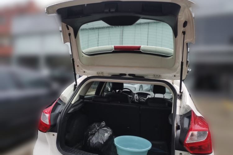 Used Ford Focus 2012 Hatchback 1.6L Automatic Comfort Model Trunk