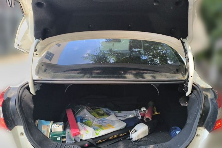 Used Ford Focus 2012 Sedan 1.6L Automatic Fashion Edition Trunk