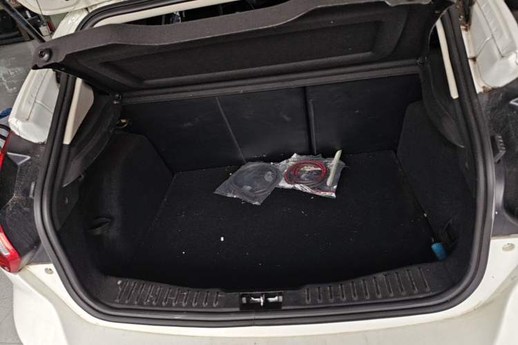 Used Ford Focus 2012 Hatchback 1.6L Automatic Comfort Model Trunk