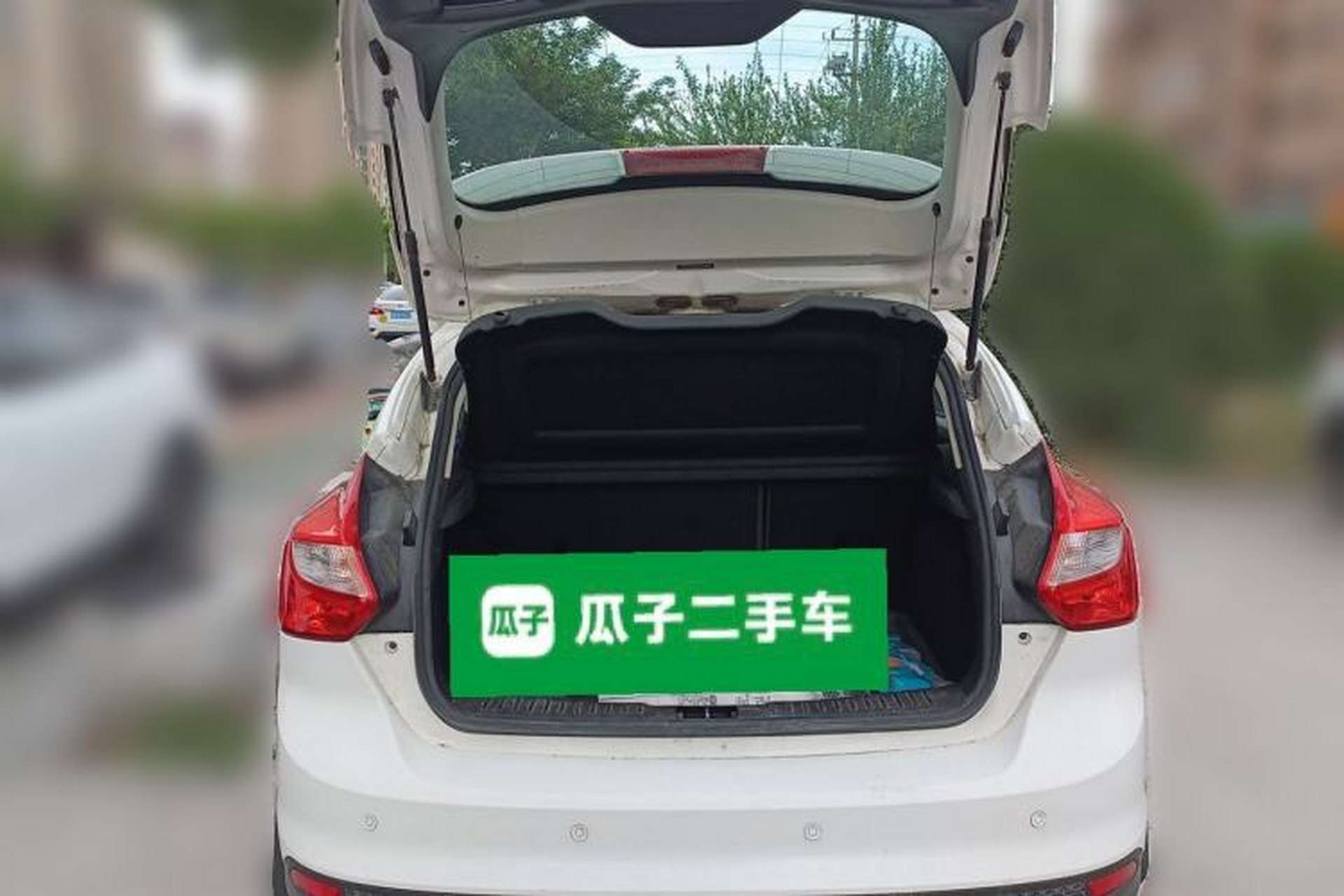 Used Ford Focus 2012 Hatchback 1.6L Automatic Fashion Edition Trunk