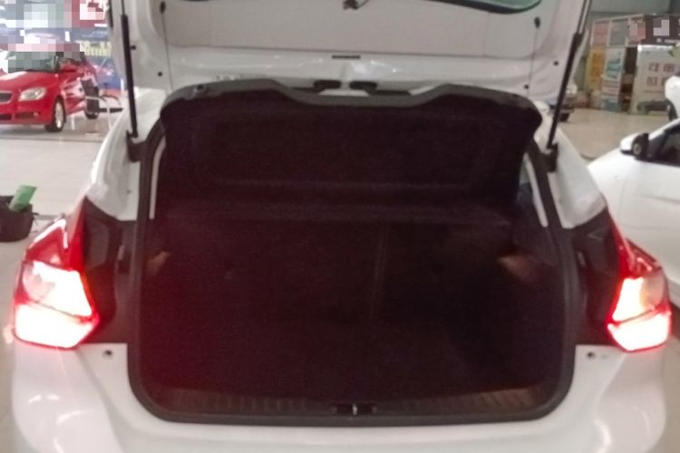 Used Ford Focus 2012 Hatchback 1.6L Automatic Comfort Model Trunk