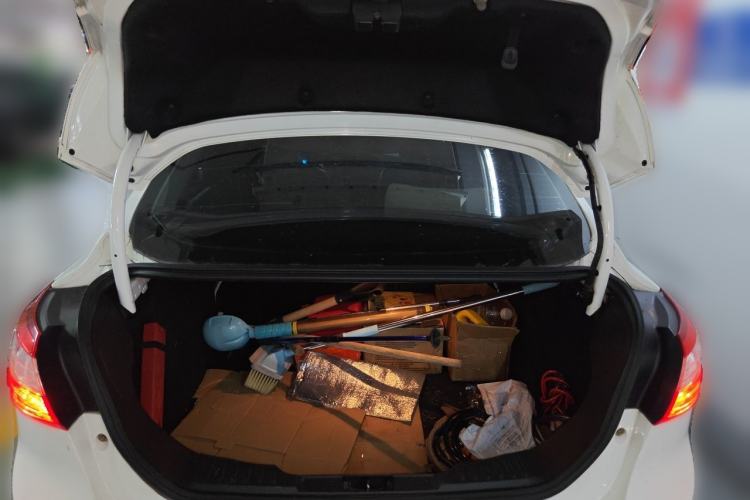 Used Ford Focus 2012 Sedan 1.6L Manual Fashion Edition Trunk