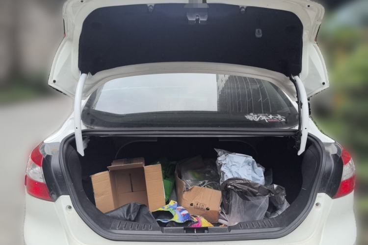 Used Ford Focus 2012 Sedan 1.6L Manual Fashion Edition Trunk