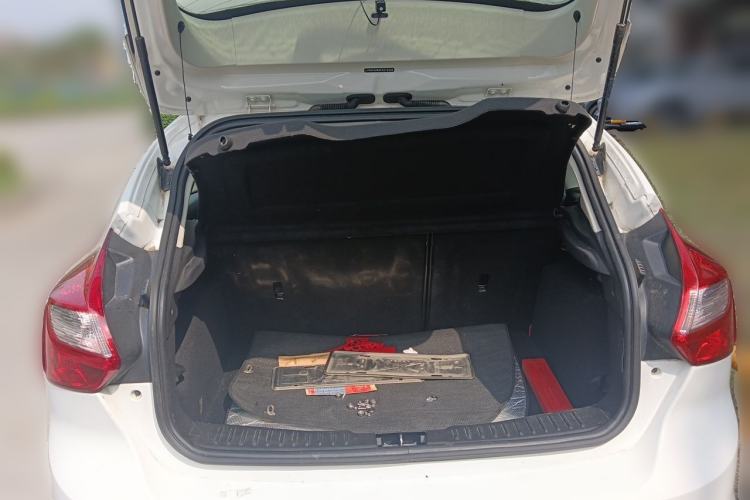 Used Ford Focus 2012 Hatchback 1.6L Automatic Comfort Model Trunk