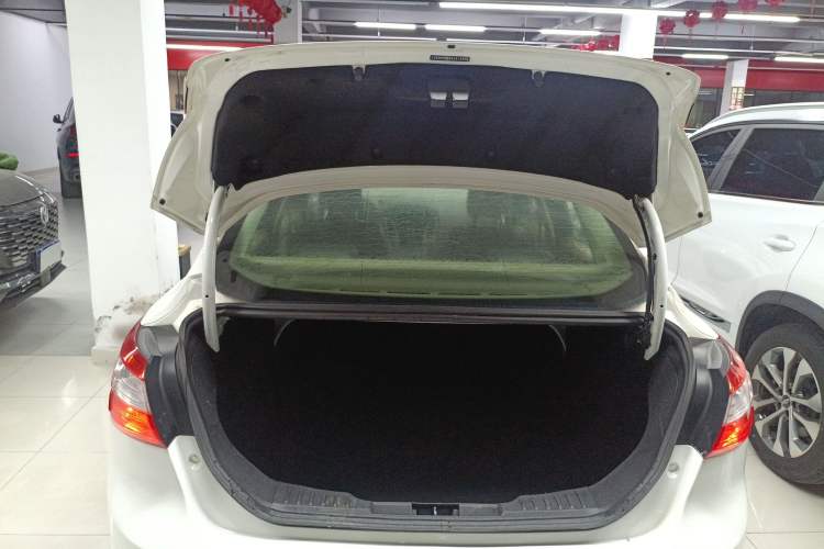 Used Ford Focus 2012 Sedan 1.6L Automatic Comfort Model Trunk
