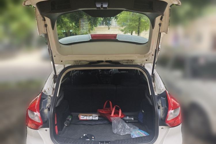 Used Ford Focus 2012 Hatchback 1.6L Manual Comfort Model Trunk