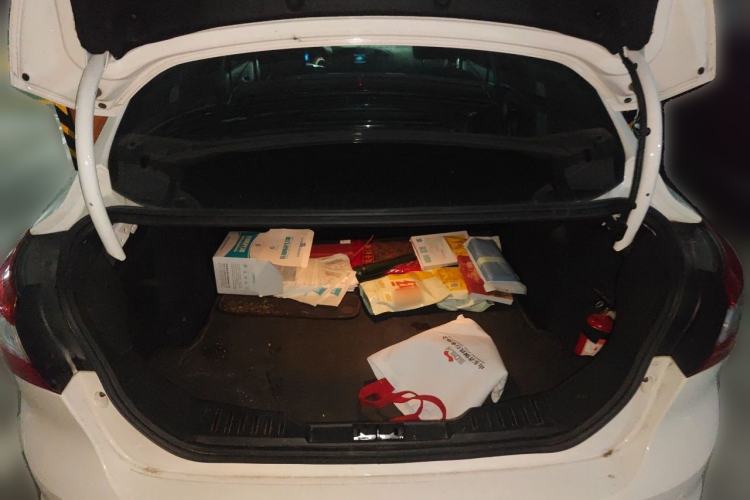 Used Ford Focus 2012 Sedan 1.6L Manual Fashion Edition Trunk