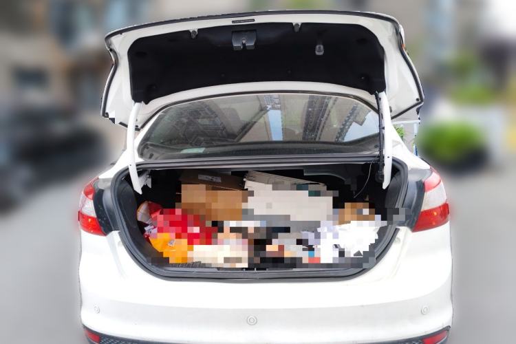 Used Ford Focus 2012 Sedan 1.6L Automatic Fashion Edition Trunk