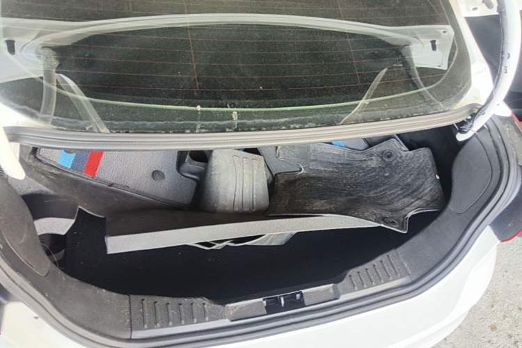 Used Ford Focus 2012 Sedan 1.6L Automatic Comfort Model Trunk