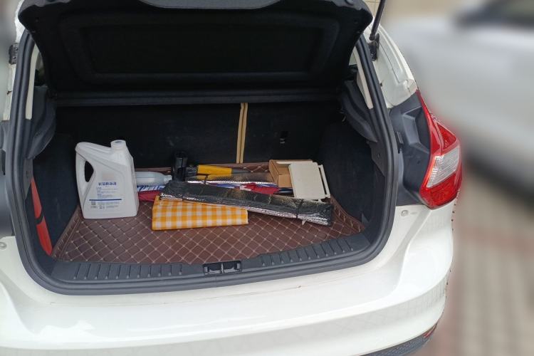 Used Ford Focus 2012 Hatchback 1.6L Automatic Comfort Model Trunk