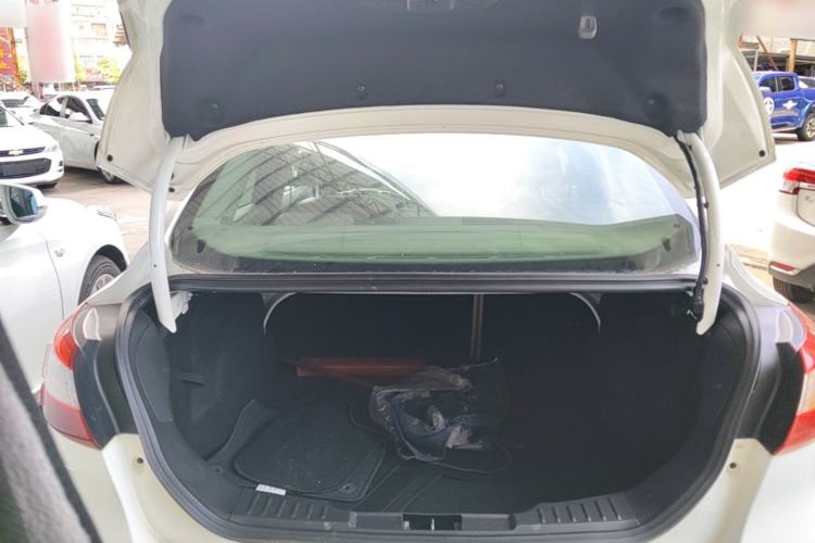 Used Ford Focus 2012 Sedan 2.0L Automatic Flagship Model Trunk