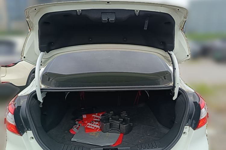 Used Ford Focus 2012 Sedan 1.6L Manual Comfort Model Trunk