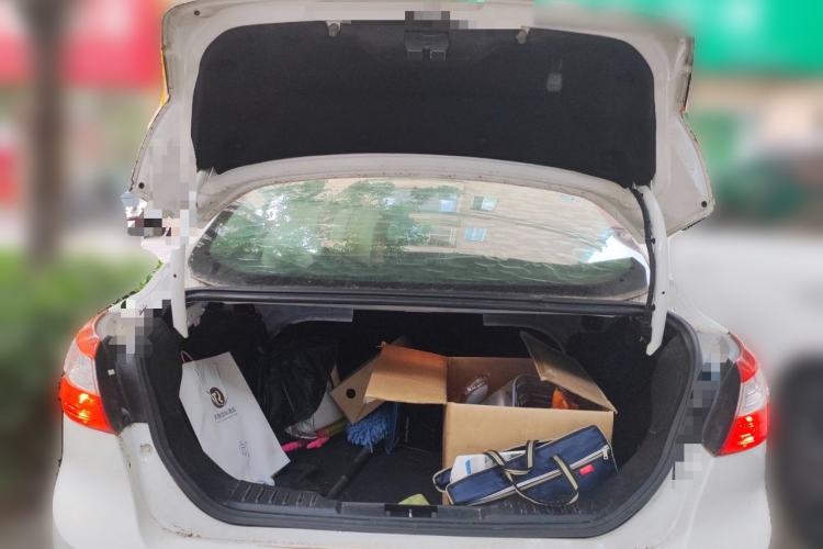 Used Ford Focus 2012 Sedan 1.6L Automatic Fashion Edition Trunk
