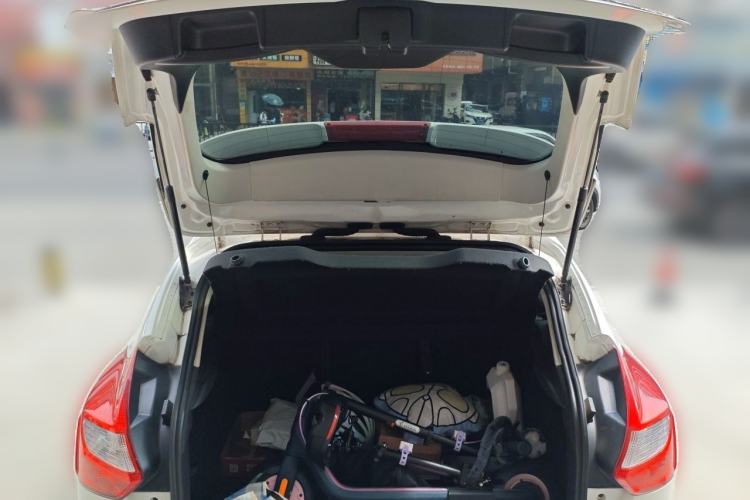 Used Ford Focus 2012 Hatchback 1.6L Automatic Fashion Edition Trunk