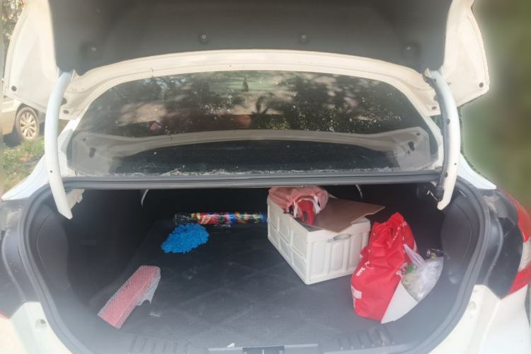 Used Ford Focus 2012 Sedan 1.6L Automatic Fashion Edition Trunk