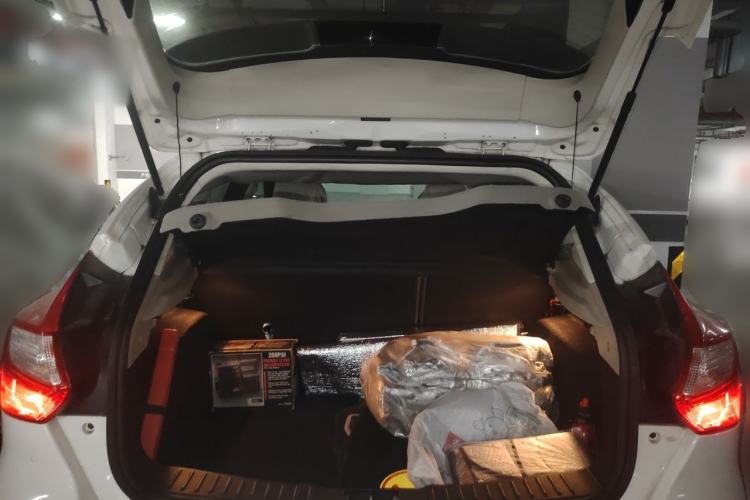 Used Ford Focus 2012 Hatchback 1.6L Automatic Fashion Edition Trunk
