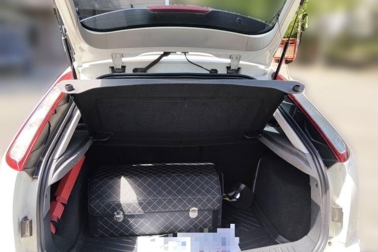 Used Ford Focus 2012 Hatchback Classic 1.8L Automatic Base Model Trunk