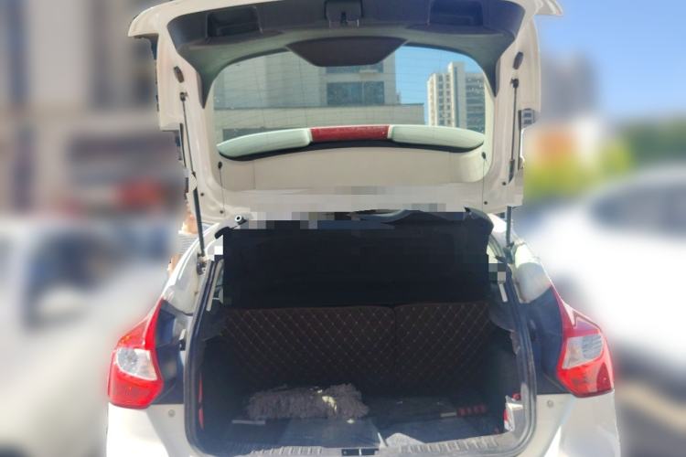 Used Ford Focus 2012 Hatchback 1.6L Automatic Comfort Model Trunk