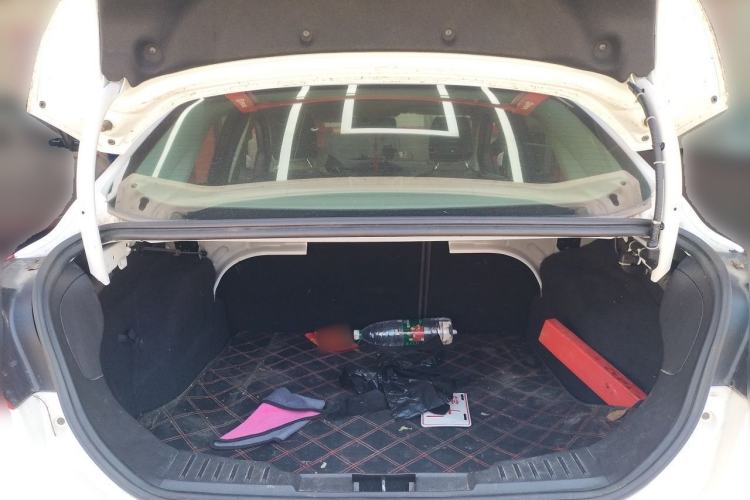 Used Ford Focus 2012 Sedan 1.6L Automatic Fashion Edition Trunk