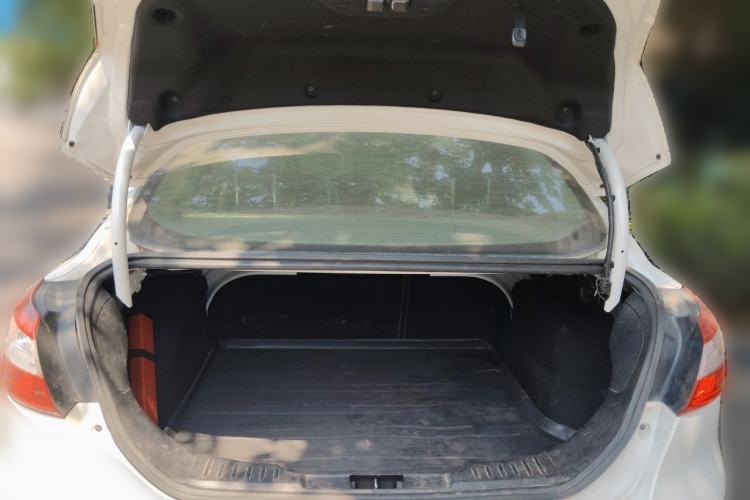 Used Ford Focus 2012 Sedan 1.6L Automatic Fashion Edition Trunk