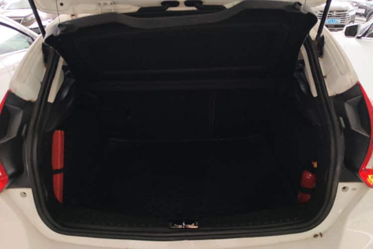 Used Ford Focus 2012 Hatchback 1.6L Automatic Comfort Model Trunk