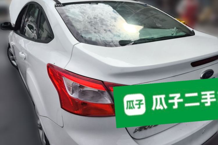 Used Ford Focus 2012 Sedan 1.6L Automatic Fashion Edition Trunk