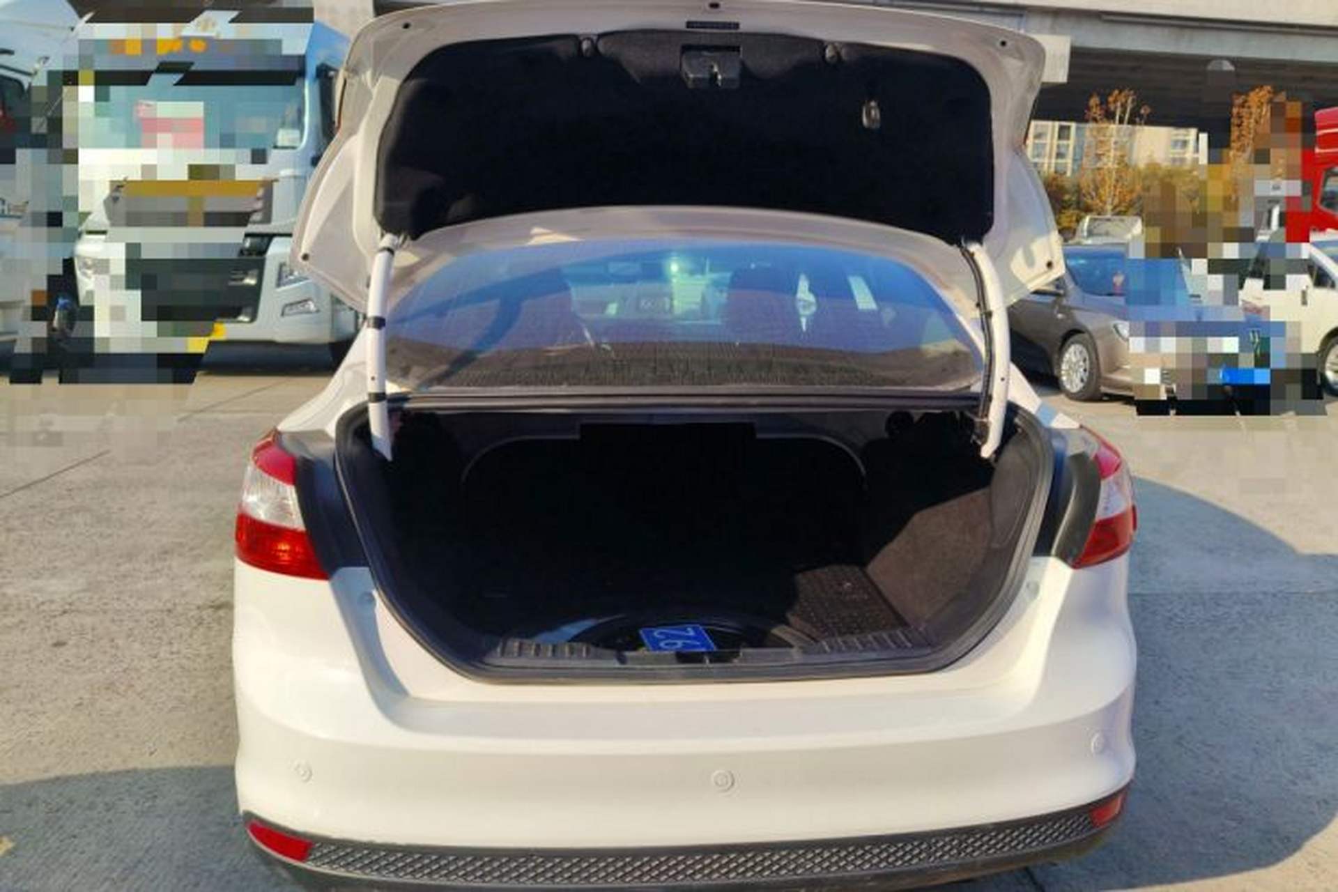 Used Ford Focus 2012 Sedan 1.6L Automatic Fashion Edition Trunk