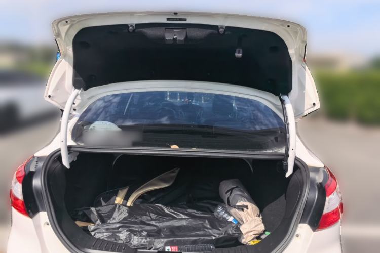 Used Ford Focus 2012 Sedan 1.6L Automatic Fashion Edition Trunk