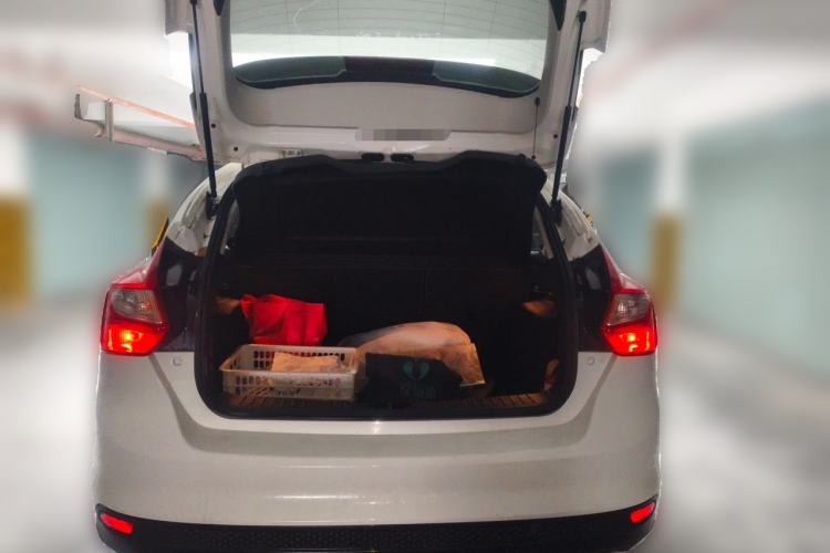 Used Ford Focus 2012 Hatchback 1.6L Automatic Comfort Model Trunk