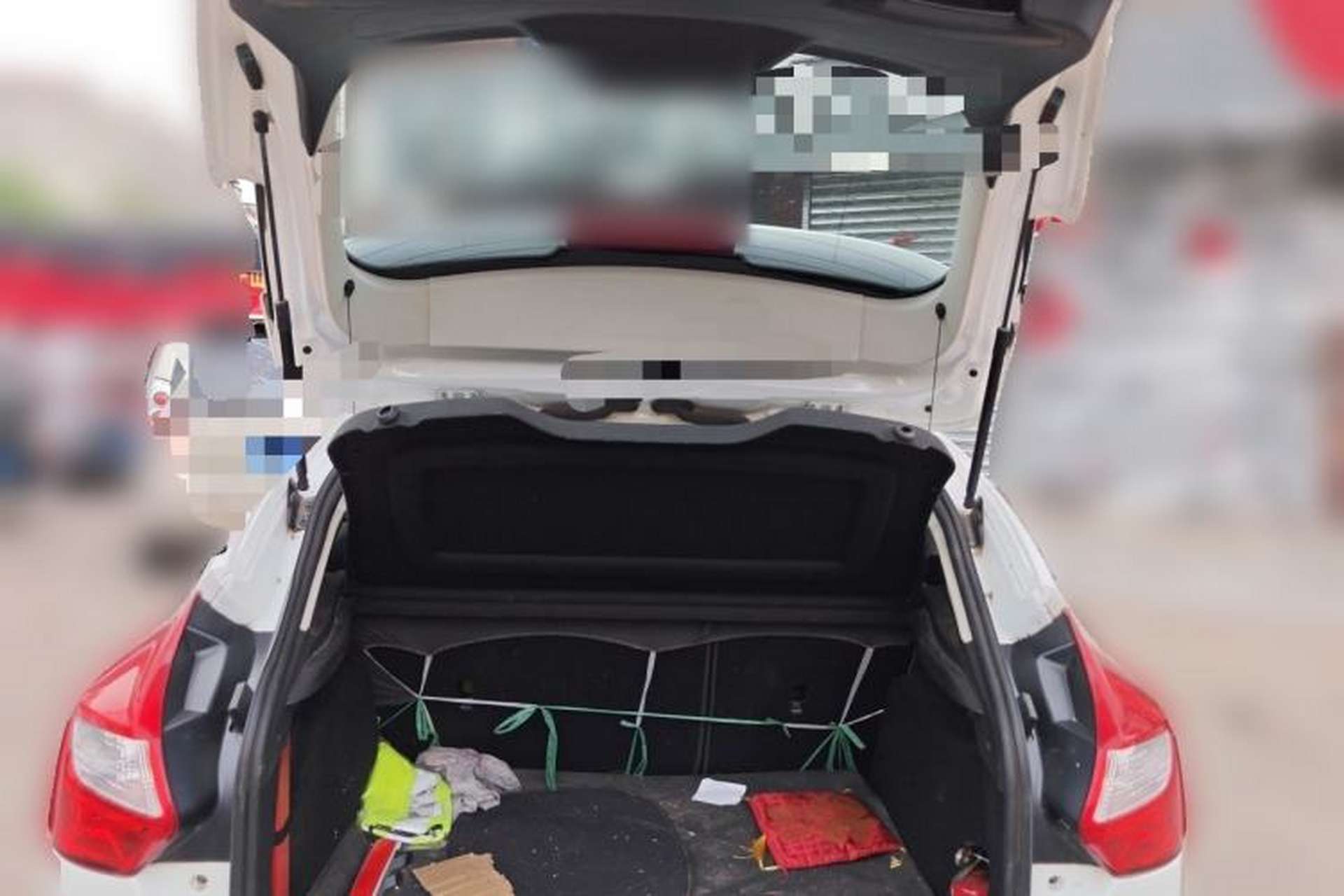 Used Ford Focus 2012 Hatchback 1.6L Manual Comfort Model Trunk