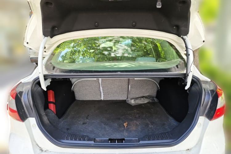 Used Ford Focus 2012 Sedan 1.6L Automatic Comfort Model Trunk
